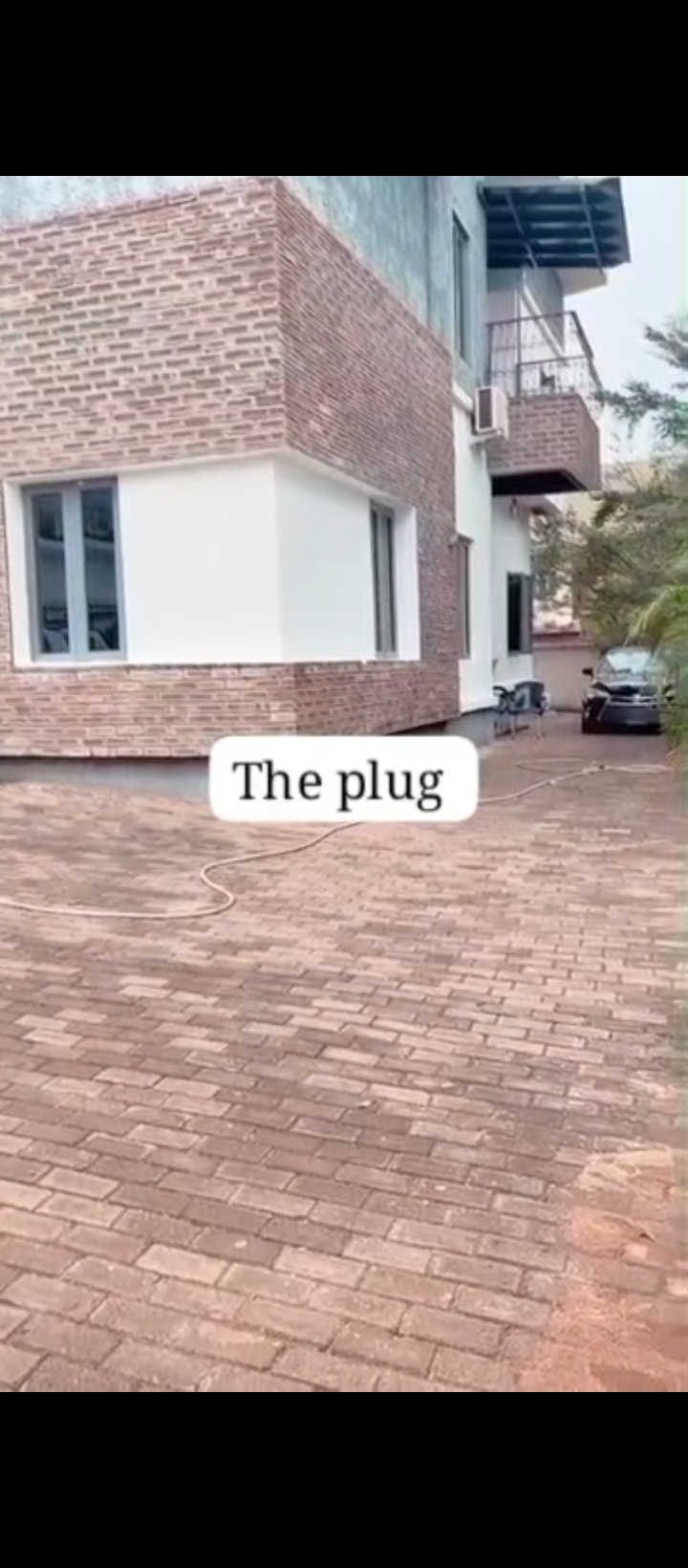 BARRYS COMPOUND